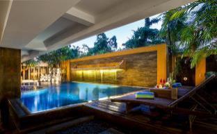 Kyriad Royal Seminyak  Exterior photo